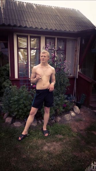 Владислав Костин